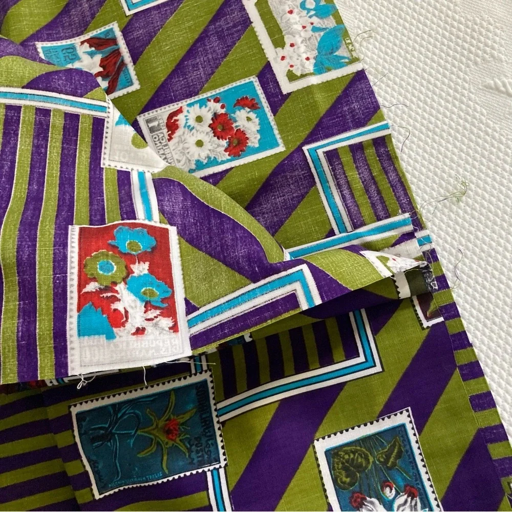 Vintage fabric 6 yards Schwartz Leibman textiles cotton blend novelty print 1973